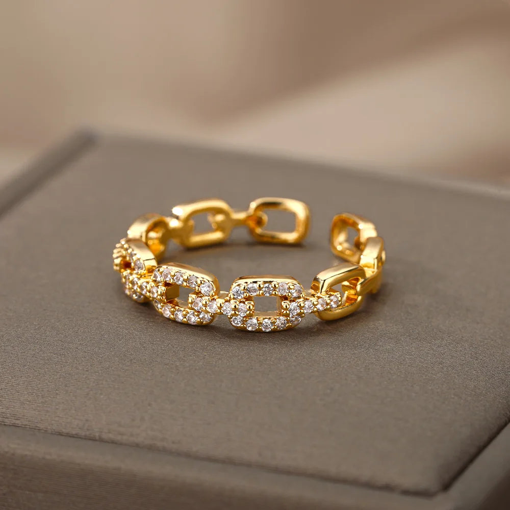 Classic Zircon Twist Chain Rings