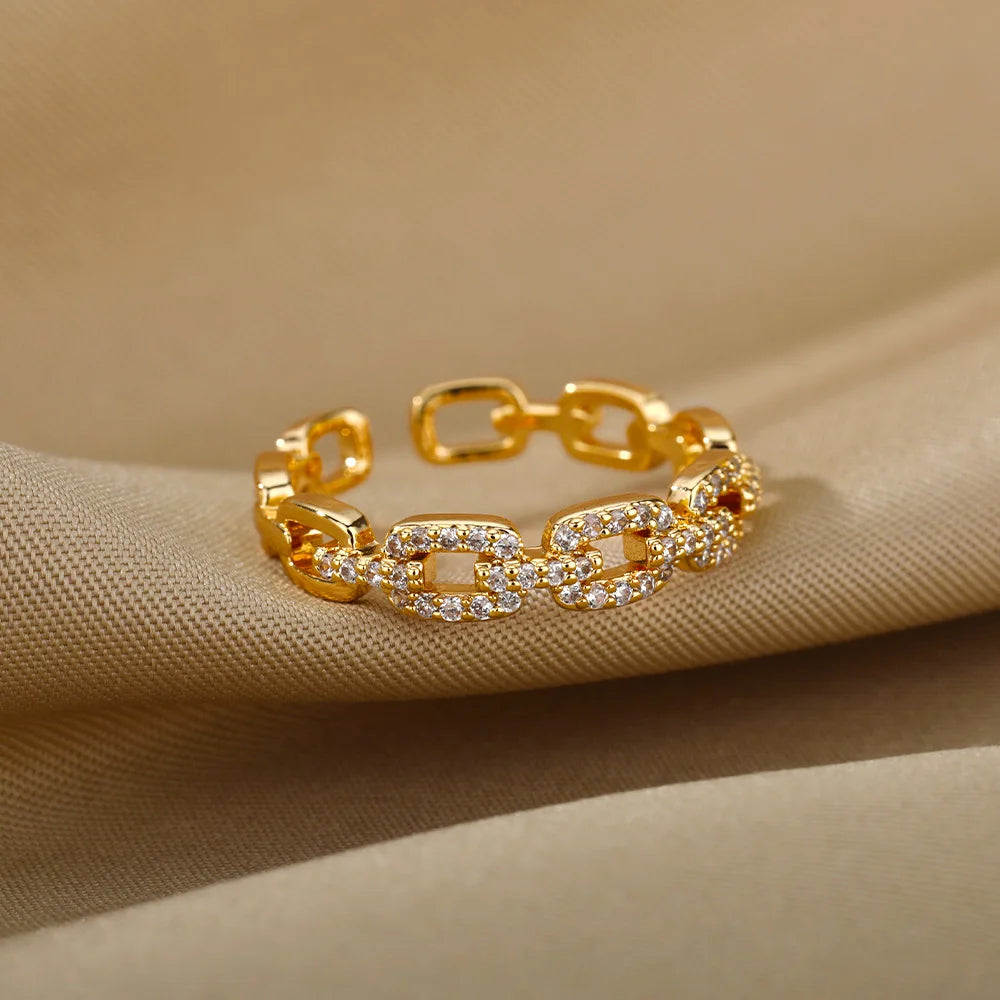 Classic Zircon Twist Chain Rings