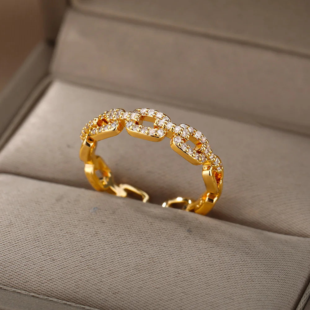 Classic Zircon Twist Chain Rings