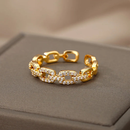 Classic Zircon Twist Chain Rings